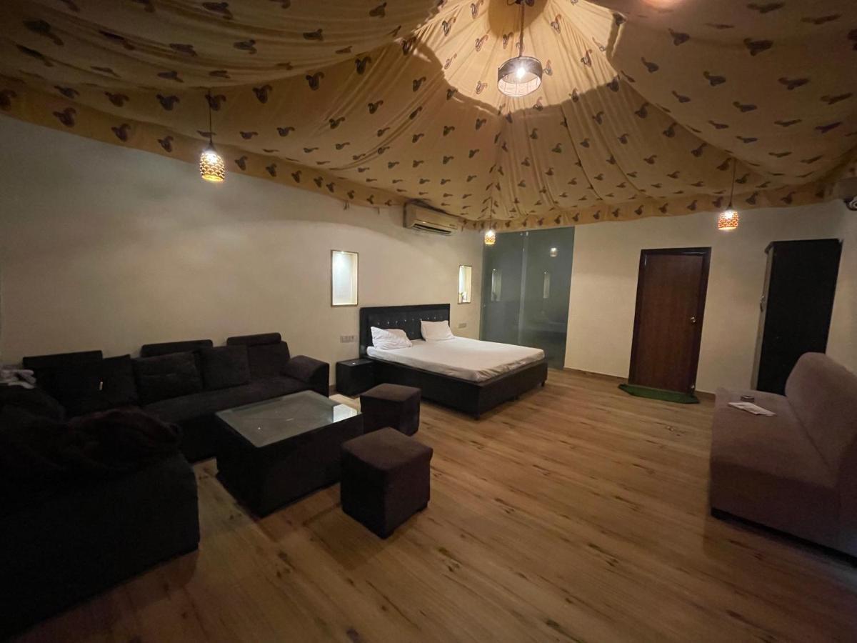 The Rustic Villa, A Stay With Luxuries Amenities And Exotic Nature Jaipur Luaran gambar